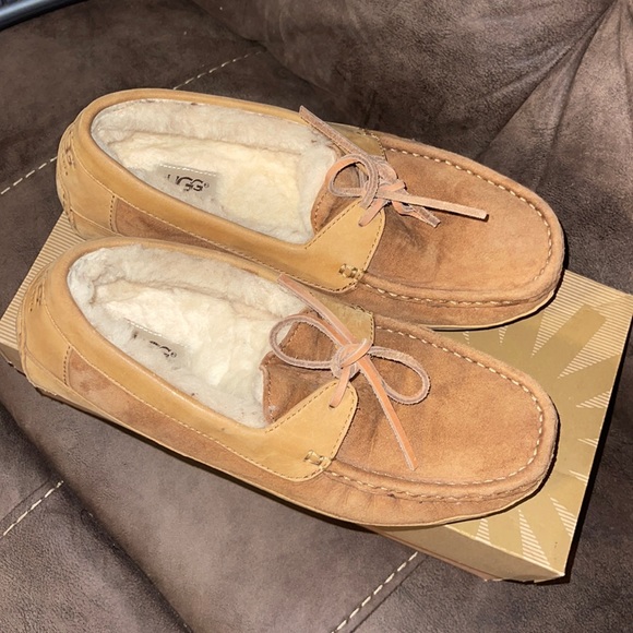 men’s ugg loafers - Picture 1 of 4